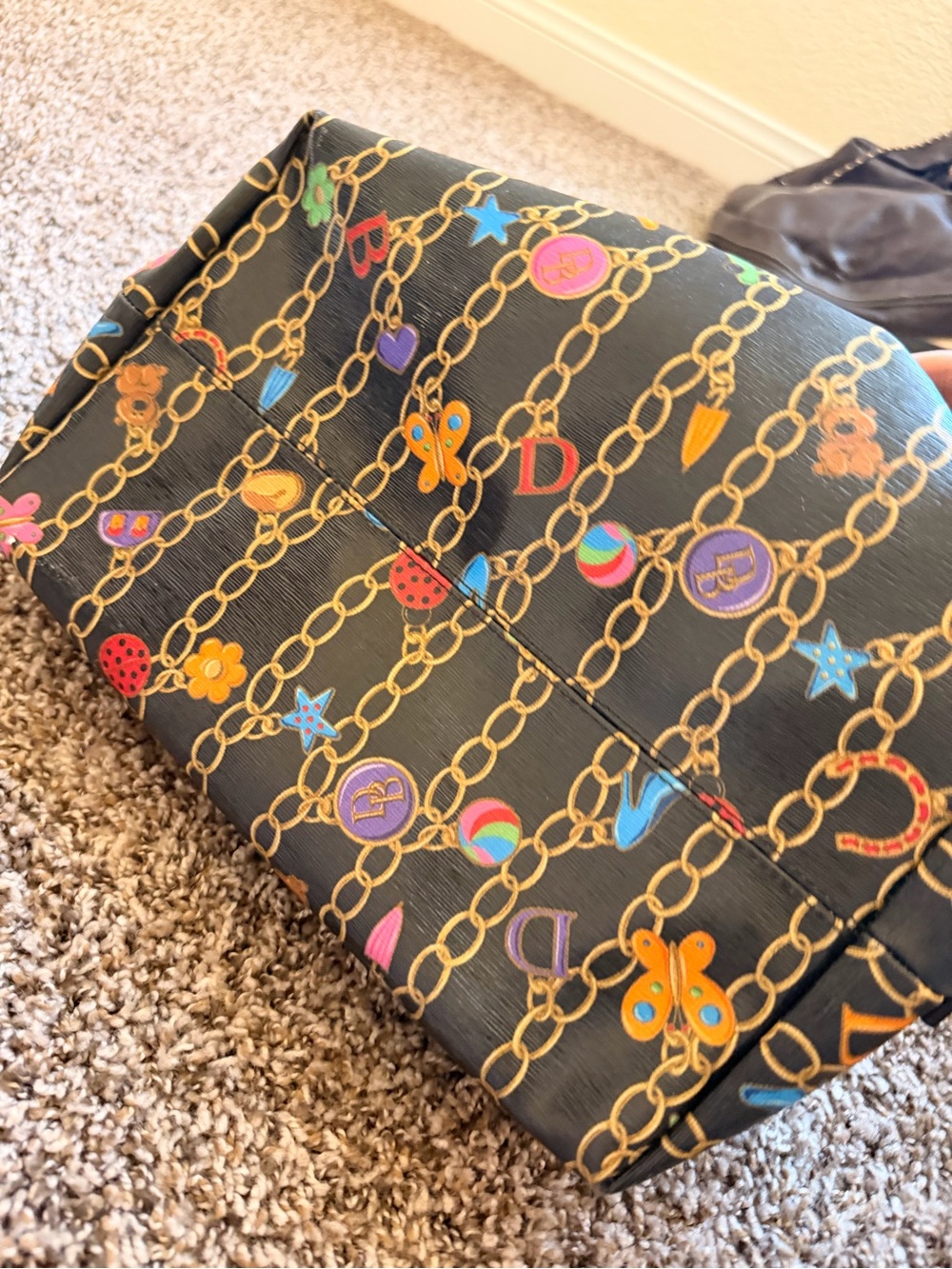 Black Multicolor Chain-Print Satchel Bag - Picture 4 of 6